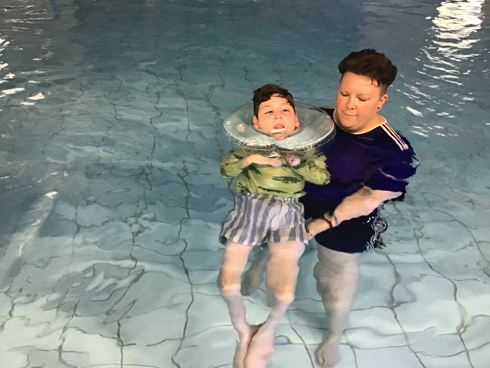 Pupil swimming 